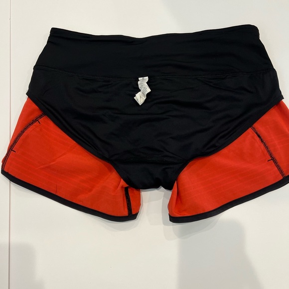 Lululemon Run: Speed Short *4-way Stretch Size 4 - Picture 8 of 15